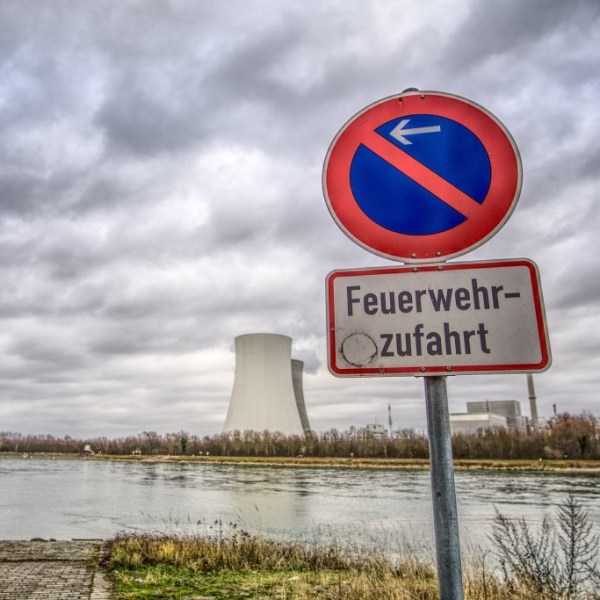 Die Feuerwehrzufahrt- Parkplatz&nbsp;?